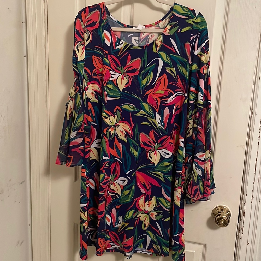 Westport polyester/spandex short dress. Bell sleeves worn twice